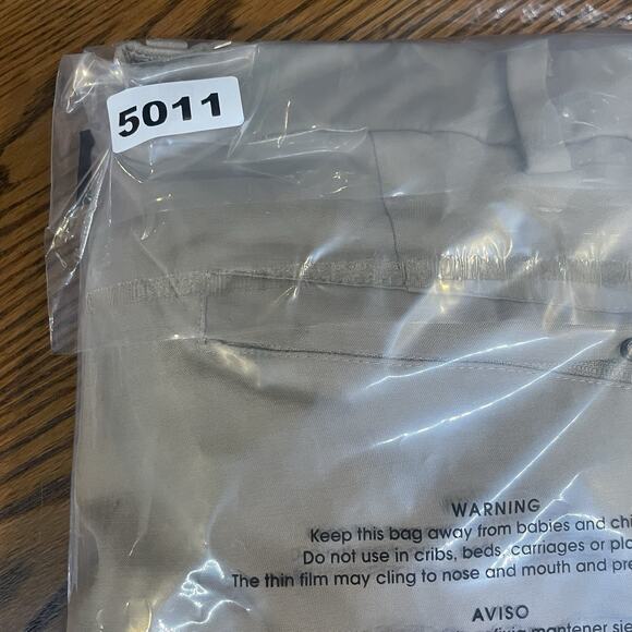 Lululemon Commission Shorts Mens Large 33 Tan Chino Stretch Golf Wicking Casual - Picture 11 of 11